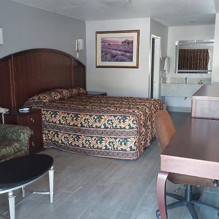 Regency Inn Norco Extérieur photo